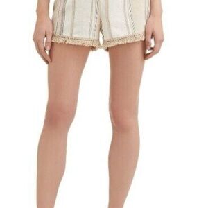 Fringe bottom stretchy waistband shorts